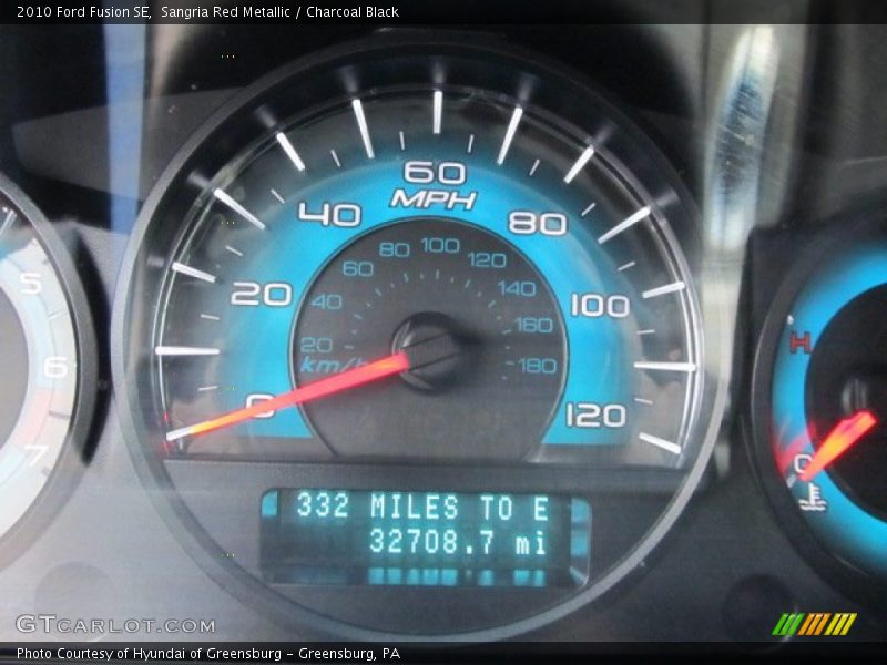 Sangria Red Metallic / Charcoal Black 2010 Ford Fusion SE