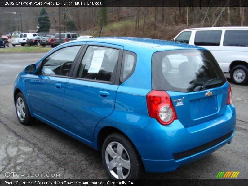 Bright Blue / Charcoal 2009 Chevrolet Aveo Aveo5 LS
