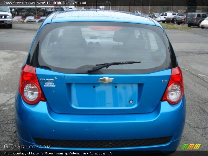 Bright Blue / Charcoal 2009 Chevrolet Aveo Aveo5 LS