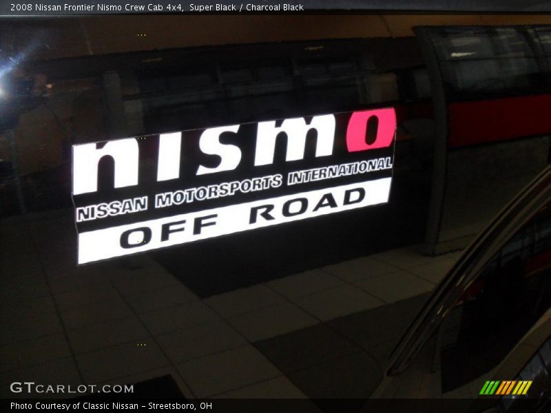 Super Black / Charcoal Black 2008 Nissan Frontier Nismo Crew Cab 4x4