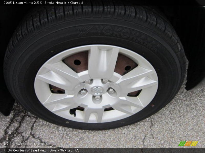 Smoke Metallic / Charcoal 2005 Nissan Altima 2.5 S