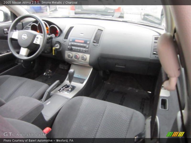 Smoke Metallic / Charcoal 2005 Nissan Altima 2.5 S