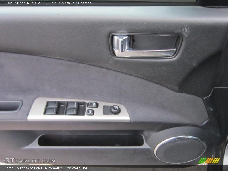 Smoke Metallic / Charcoal 2005 Nissan Altima 2.5 S