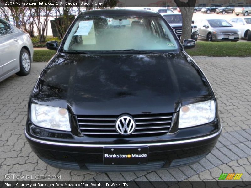 Black / Grey 2004 Volkswagen Jetta GLS 1.8T Sedan
