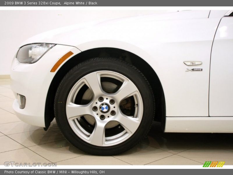 Alpine White / Black 2009 BMW 3 Series 328xi Coupe