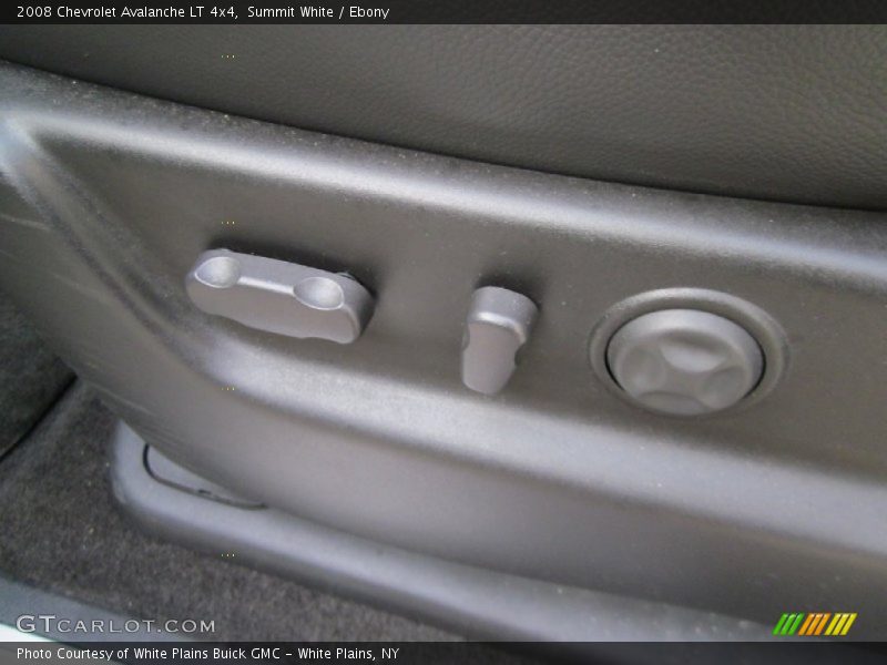 Summit White / Ebony 2008 Chevrolet Avalanche LT 4x4