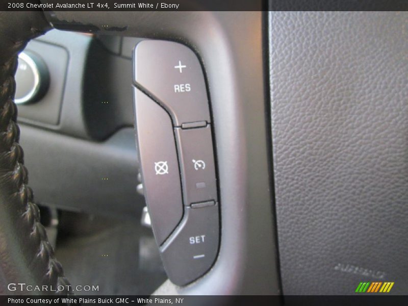 Summit White / Ebony 2008 Chevrolet Avalanche LT 4x4