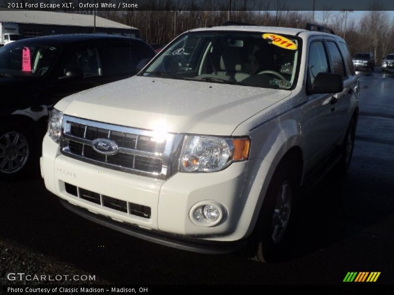 Oxford White / Stone 2011 Ford Escape XLT