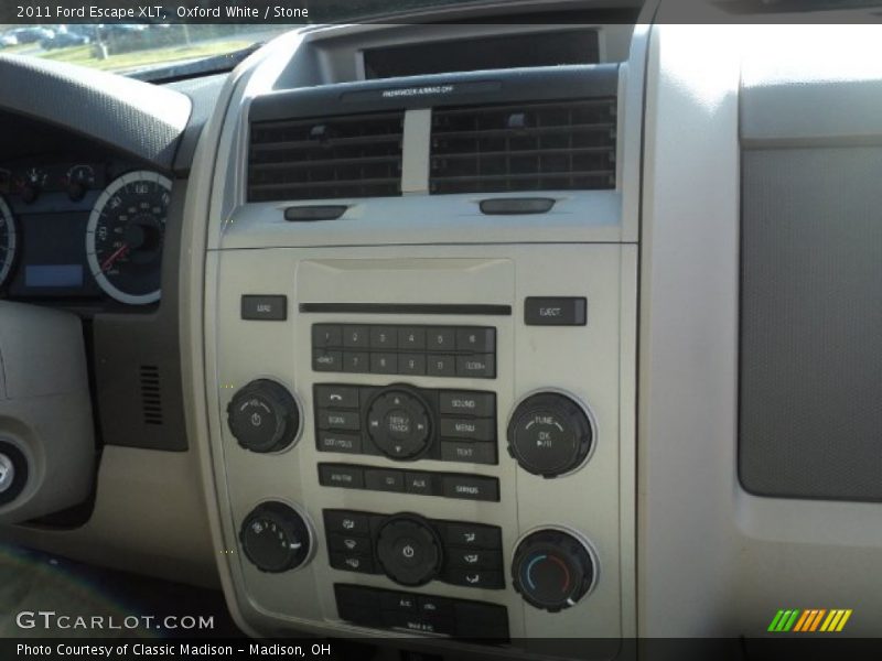 Oxford White / Stone 2011 Ford Escape XLT