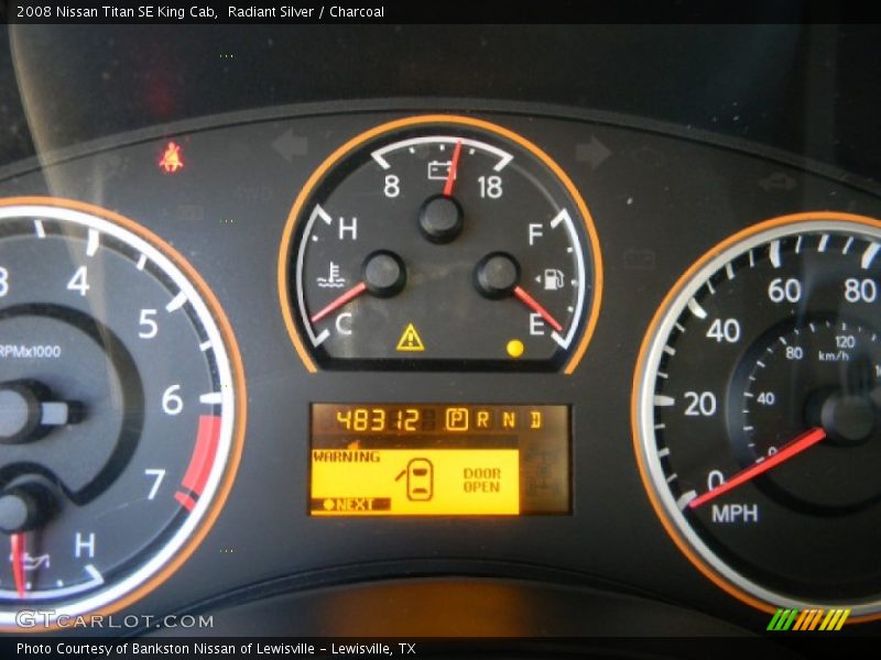 Radiant Silver / Charcoal 2008 Nissan Titan SE King Cab
