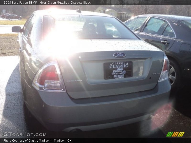 Moss Green Metallic / Charcoal Black 2009 Ford Fusion SE V6