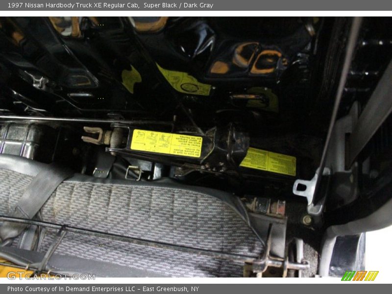 Super Black / Dark Gray 1997 Nissan Hardbody Truck XE Regular Cab