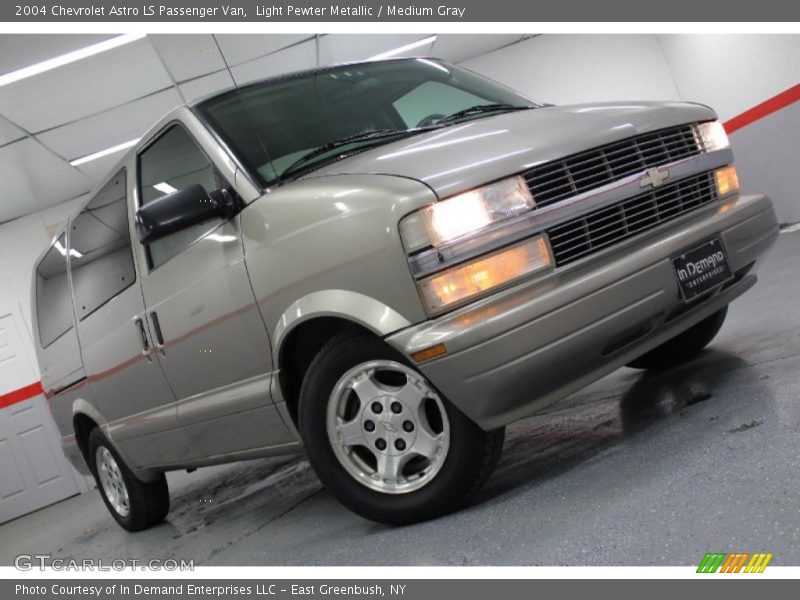 Light Pewter Metallic / Medium Gray 2004 Chevrolet Astro LS Passenger Van