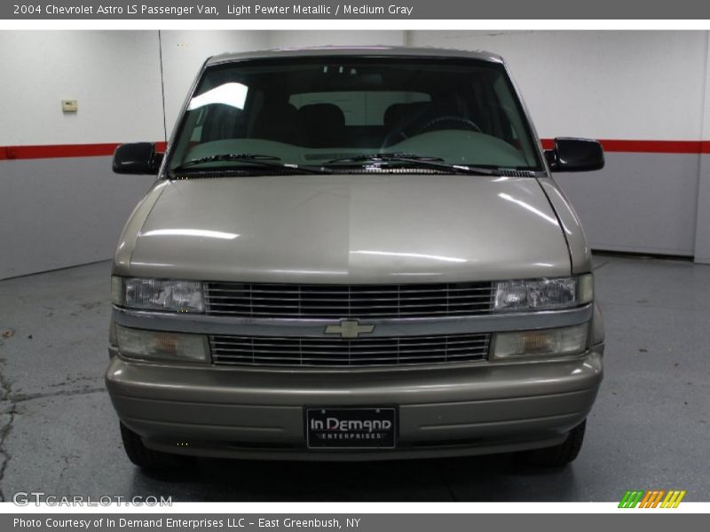 Light Pewter Metallic / Medium Gray 2004 Chevrolet Astro LS Passenger Van