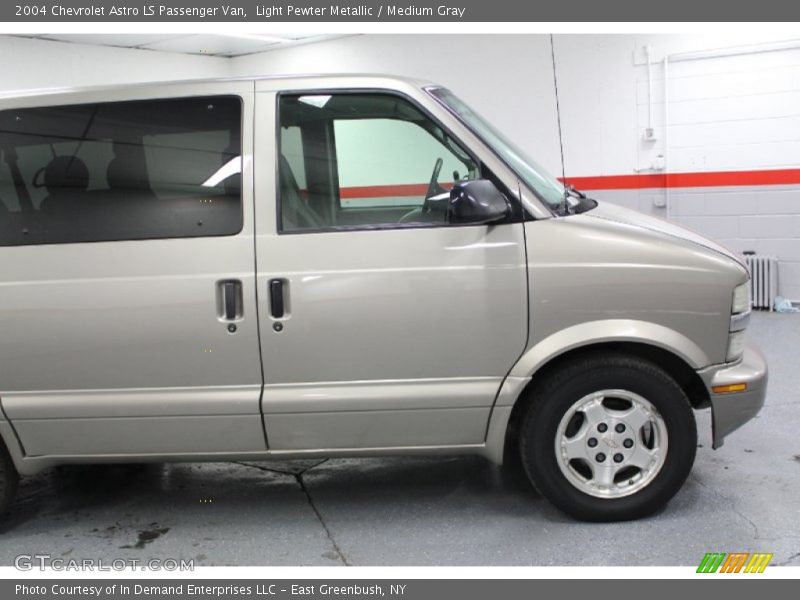 Light Pewter Metallic / Medium Gray 2004 Chevrolet Astro LS Passenger Van