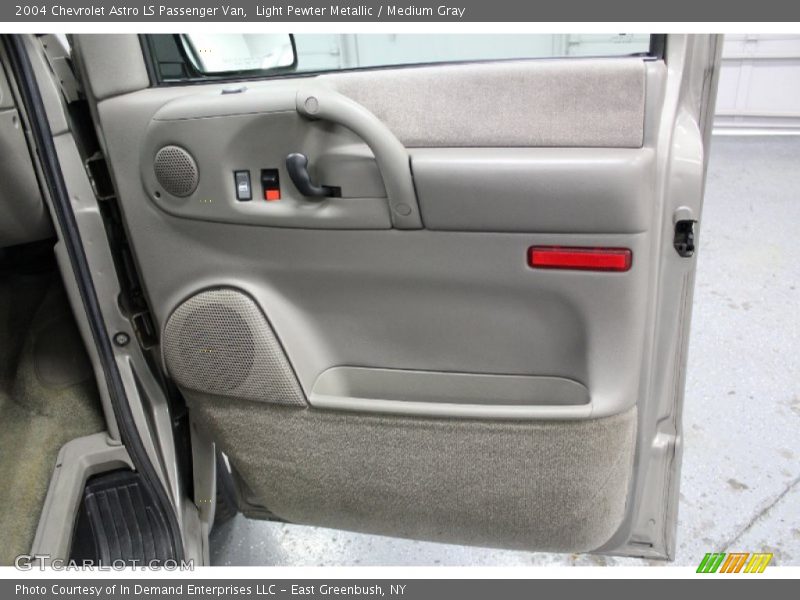 Light Pewter Metallic / Medium Gray 2004 Chevrolet Astro LS Passenger Van