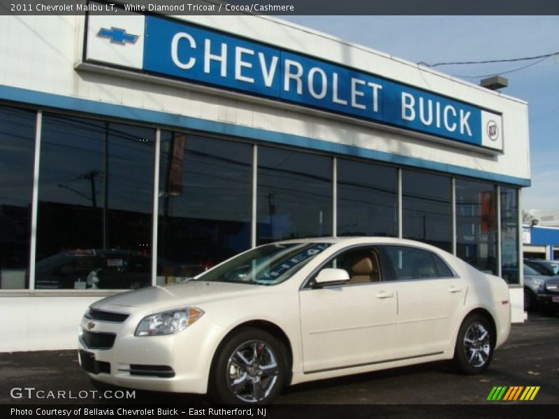 White Diamond Tricoat / Cocoa/Cashmere 2011 Chevrolet Malibu LT