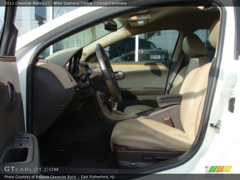 White Diamond Tricoat / Cocoa/Cashmere 2011 Chevrolet Malibu LT