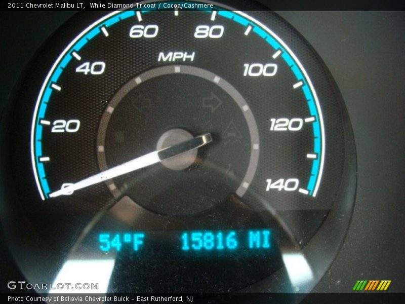 White Diamond Tricoat / Cocoa/Cashmere 2011 Chevrolet Malibu LT
