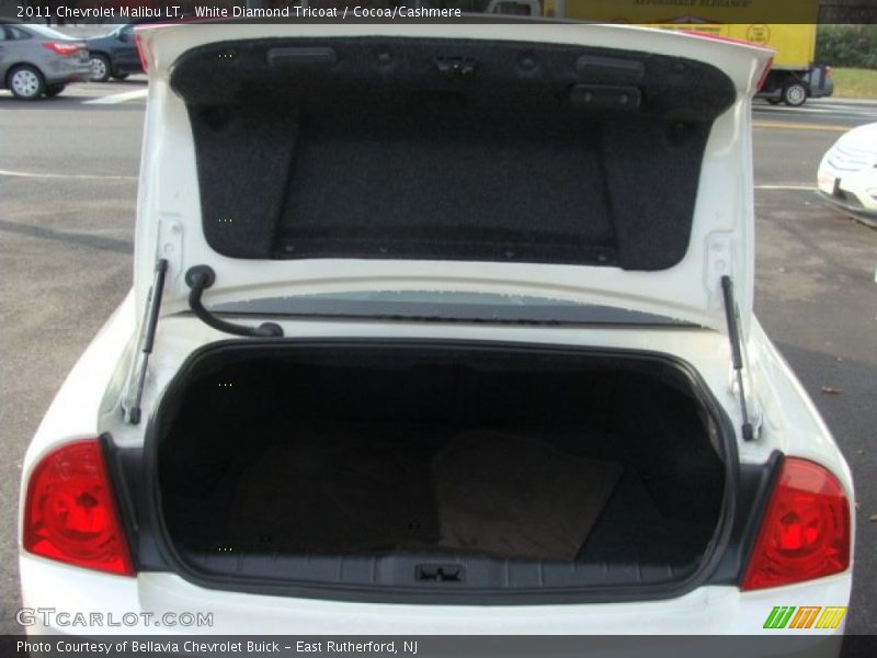 White Diamond Tricoat / Cocoa/Cashmere 2011 Chevrolet Malibu LT