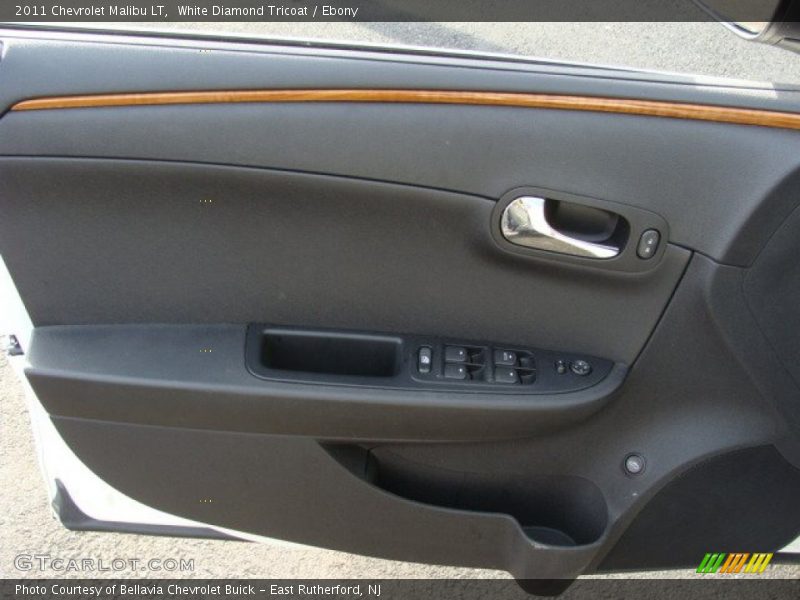 White Diamond Tricoat / Ebony 2011 Chevrolet Malibu LT