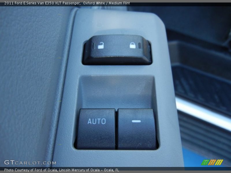 Oxford White / Medium Flint 2011 Ford E Series Van E350 XLT Passenger