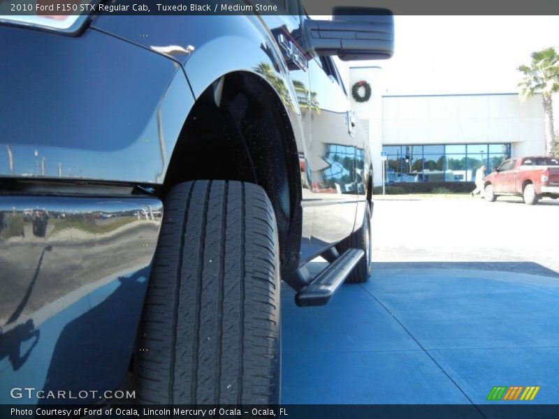 Tuxedo Black / Medium Stone 2010 Ford F150 STX Regular Cab