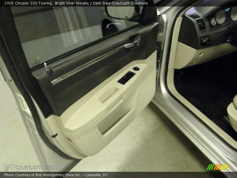 Bright Silver Metallic / Dark Slate Gray/Light Graystone 2005 Chrysler 300 Touring