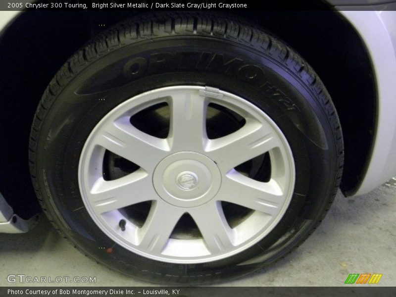 Bright Silver Metallic / Dark Slate Gray/Light Graystone 2005 Chrysler 300 Touring