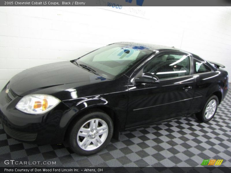 Black / Ebony 2005 Chevrolet Cobalt LS Coupe