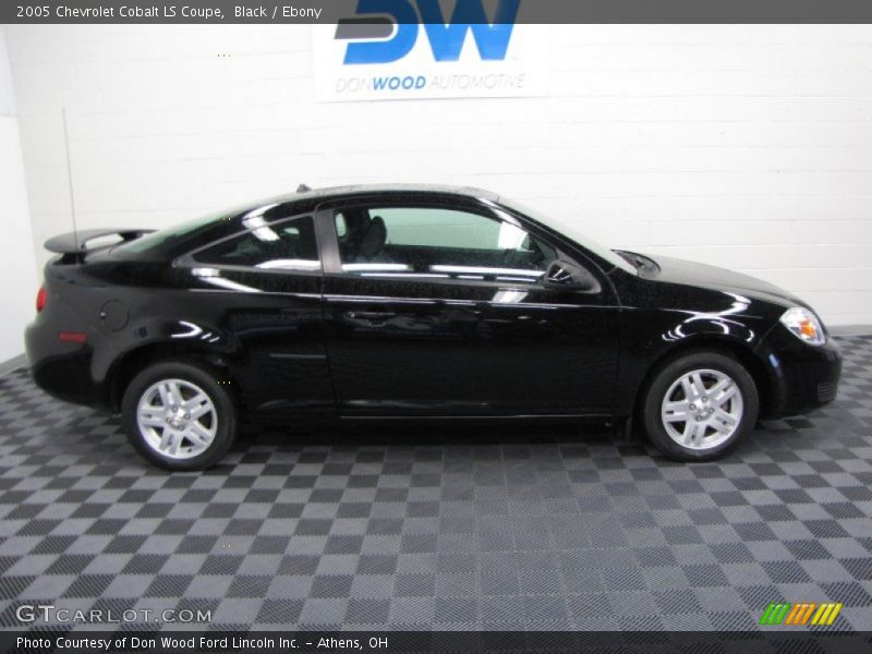 Black / Ebony 2005 Chevrolet Cobalt LS Coupe