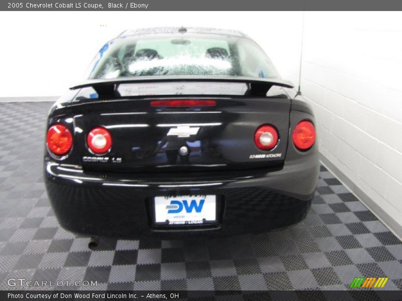 Black / Ebony 2005 Chevrolet Cobalt LS Coupe