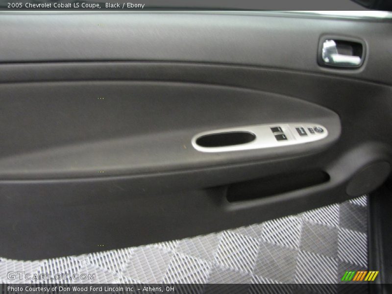 Black / Ebony 2005 Chevrolet Cobalt LS Coupe