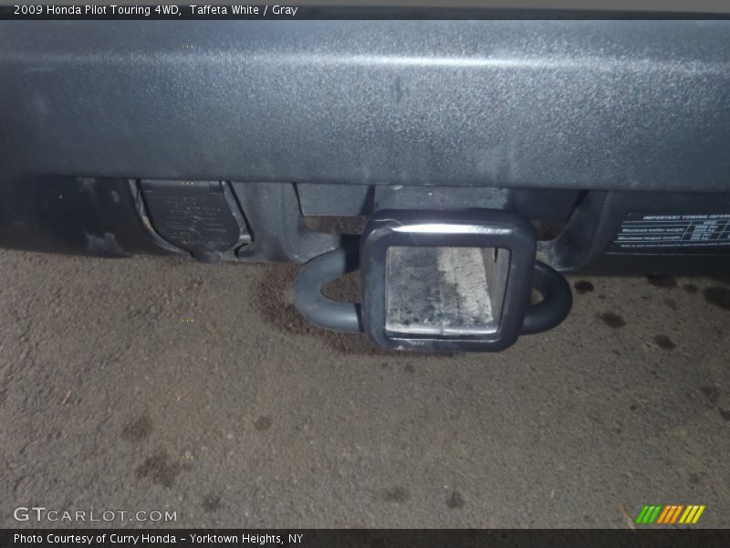 Taffeta White / Gray 2009 Honda Pilot Touring 4WD
