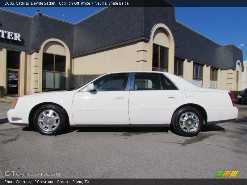 Cotillion Off White / Neutral Shale Beige 2003 Cadillac DeVille Sedan