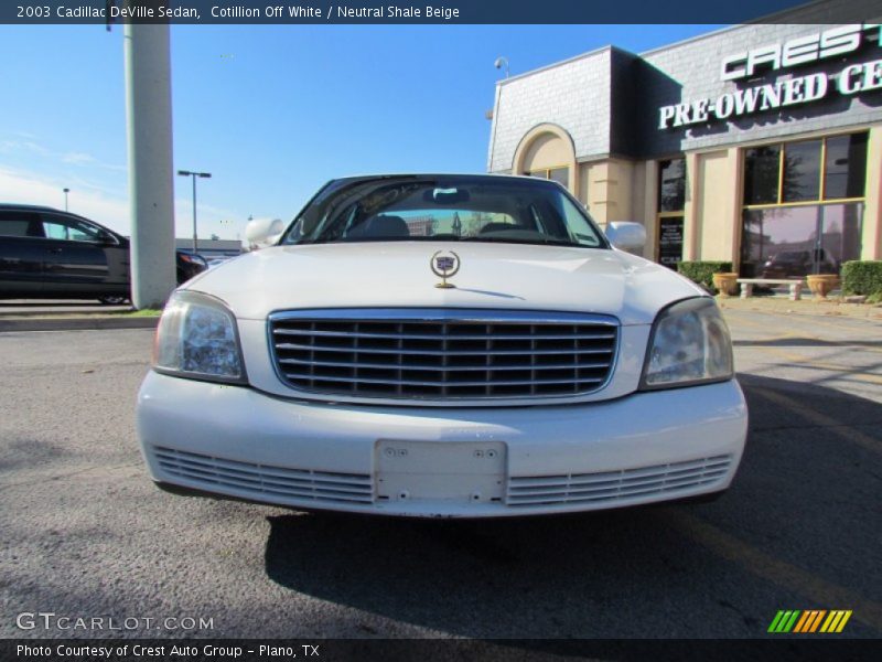 Cotillion Off White / Neutral Shale Beige 2003 Cadillac DeVille Sedan