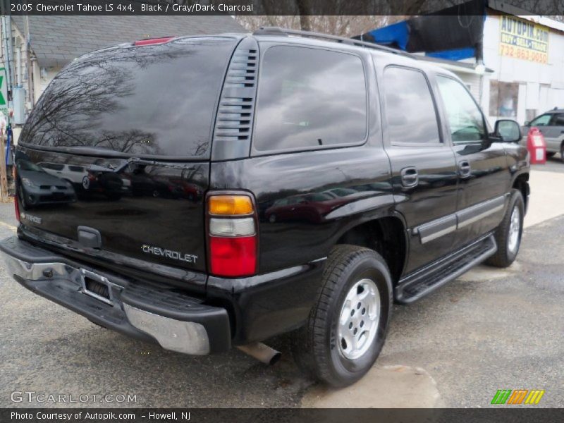Black / Gray/Dark Charcoal 2005 Chevrolet Tahoe LS 4x4