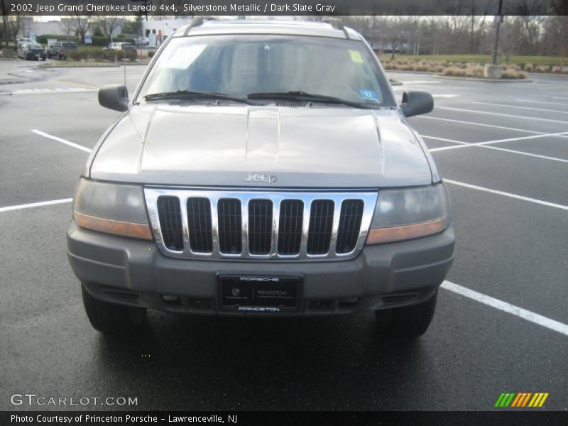 Silverstone Metallic / Dark Slate Gray 2002 Jeep Grand Cherokee Laredo 4x4