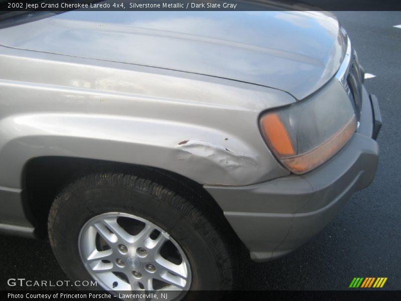 Silverstone Metallic / Dark Slate Gray 2002 Jeep Grand Cherokee Laredo 4x4