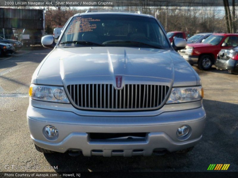 Silver Metallic / Medium Graphite 2000 Lincoln Navigator 4x4