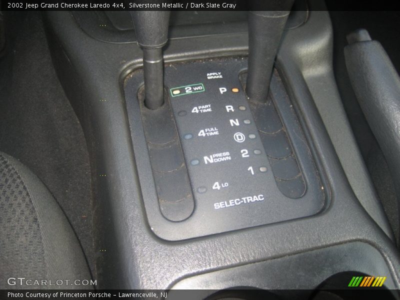 Silverstone Metallic / Dark Slate Gray 2002 Jeep Grand Cherokee Laredo 4x4
