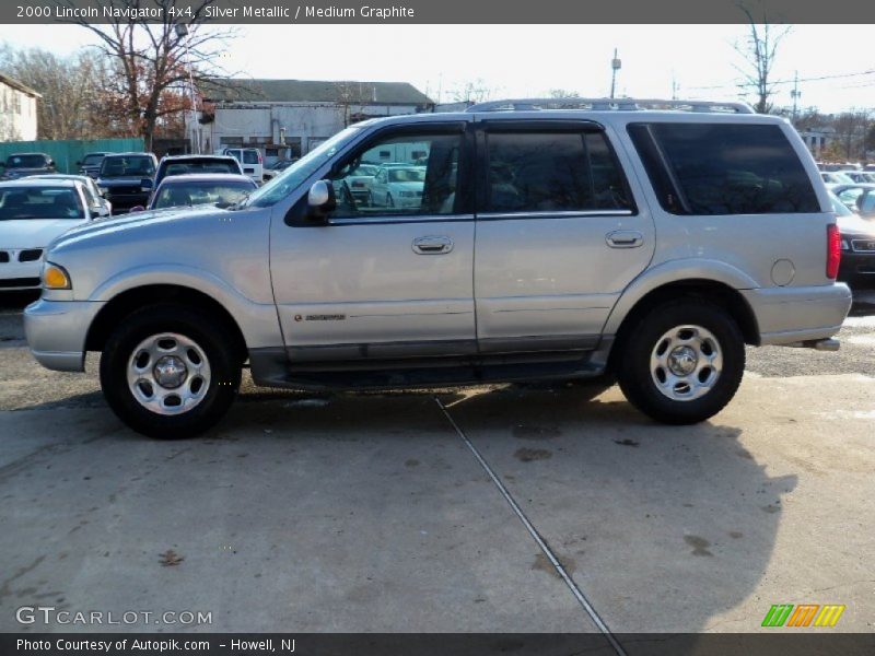 Silver Metallic / Medium Graphite 2000 Lincoln Navigator 4x4