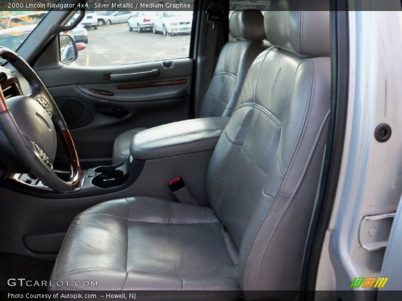 Silver Metallic / Medium Graphite 2000 Lincoln Navigator 4x4
