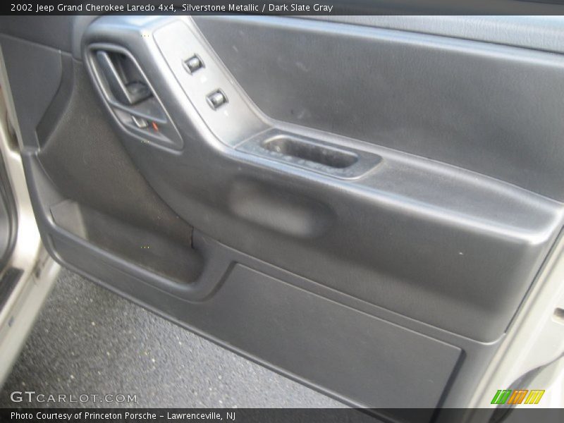 Silverstone Metallic / Dark Slate Gray 2002 Jeep Grand Cherokee Laredo 4x4