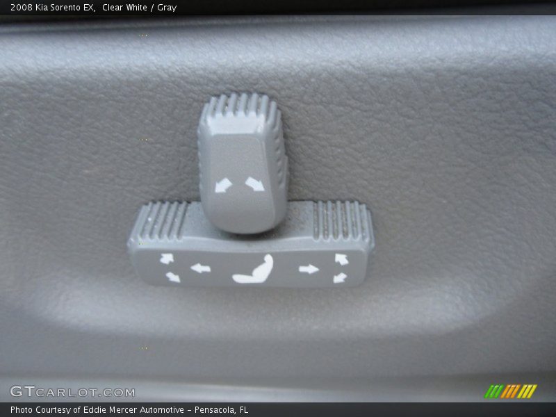 Clear White / Gray 2008 Kia Sorento EX