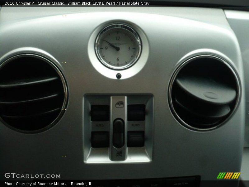 Brilliant Black Crystal Pearl / Pastel Slate Gray 2010 Chrysler PT Cruiser Classic