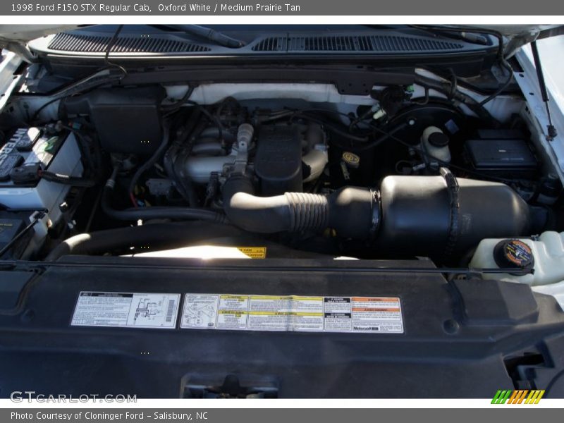 Oxford White / Medium Prairie Tan 1998 Ford F150 STX Regular Cab