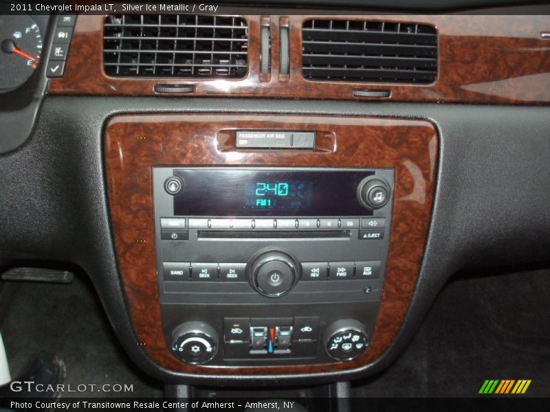 Silver Ice Metallic / Gray 2011 Chevrolet Impala LT