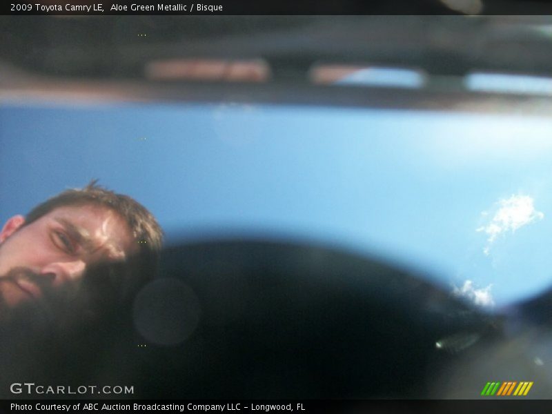 Aloe Green Metallic / Bisque 2009 Toyota Camry LE