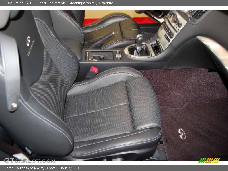 Moonlight White / Graphite 2009 Infiniti G 37 S Sport Convertible